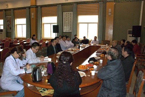 我院召开离退休老干部座谈会