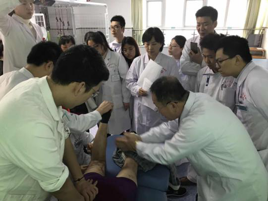 选择性思维下的康复治疗与设备应用