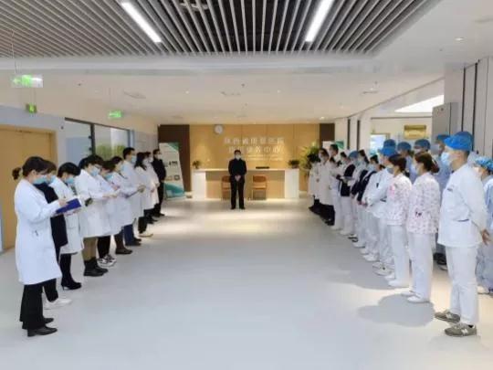 【医院动态】陕西省康复医院副院长陈庆忠、陈惠明到雁塔康养中心进行行政及业务查房